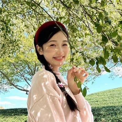 赤裸的美奈子